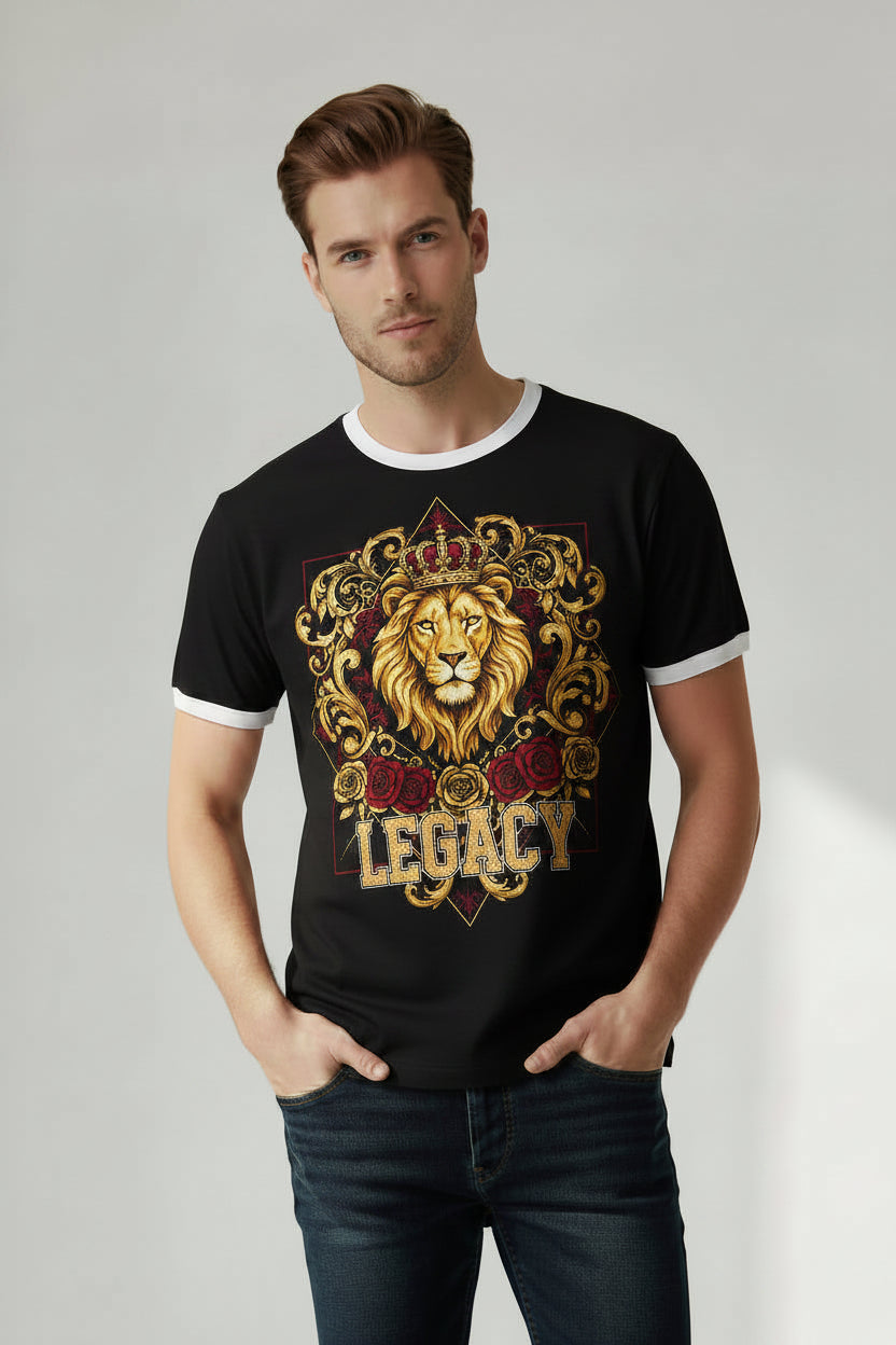 Tricou la baza gatului