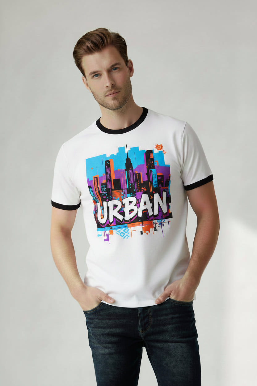 Tricou la baza gatului